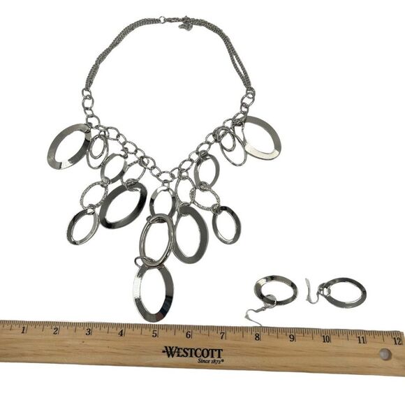 Silver Bubble Oval Cascade Necklace and Earring Set - Picture 13 of 14